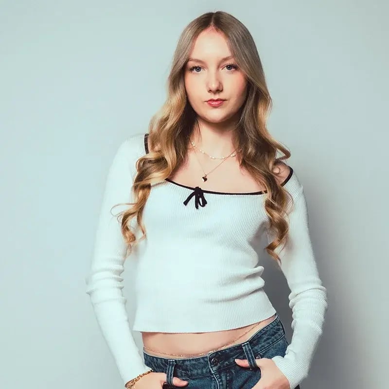 Élodie Raymond, professeure assistante de danse