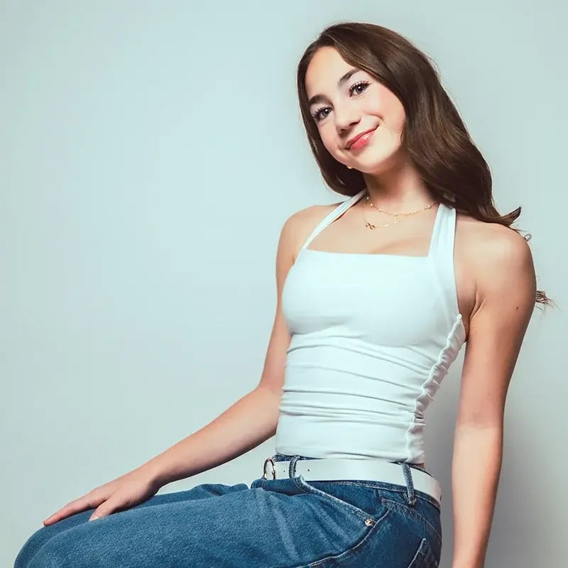 Eva Ménard, professeure assistante de danse